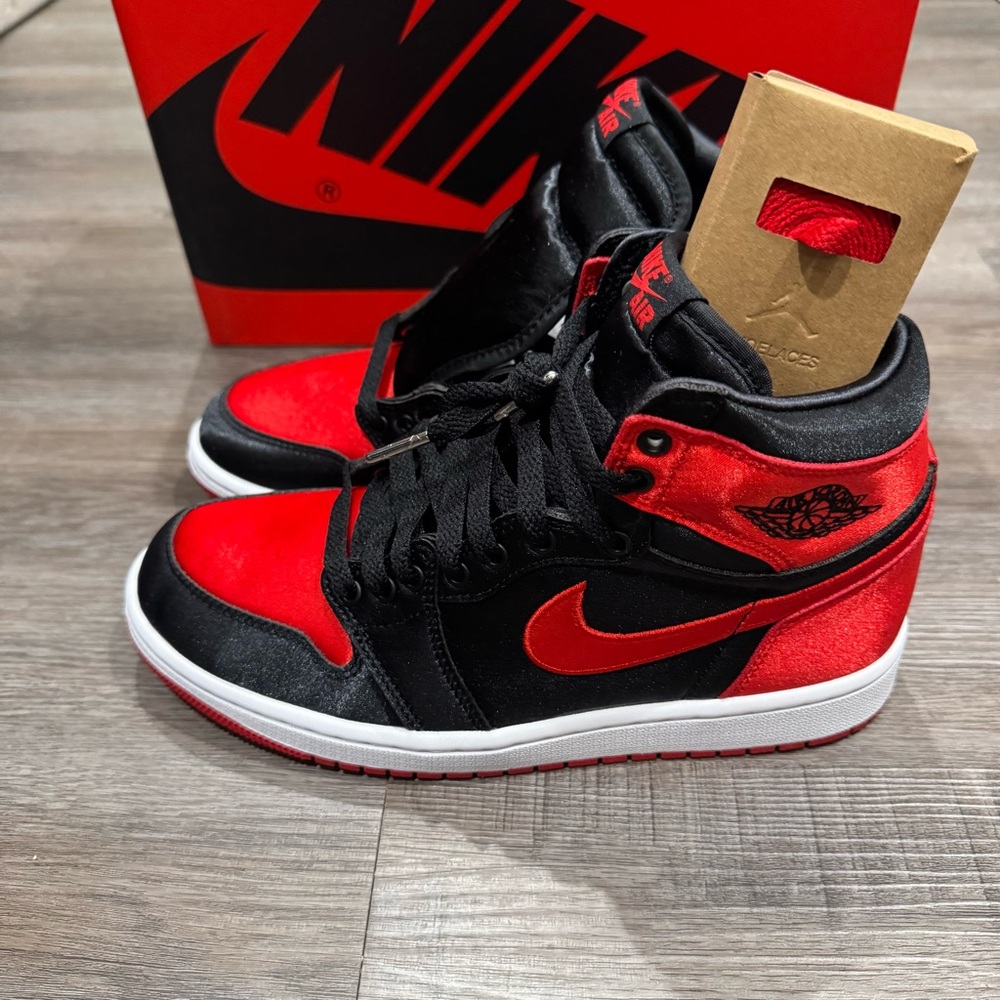 Nike Jordan Retro 1 High OG Black University Red Satin High Top Sneakers - Picture 2 of 12